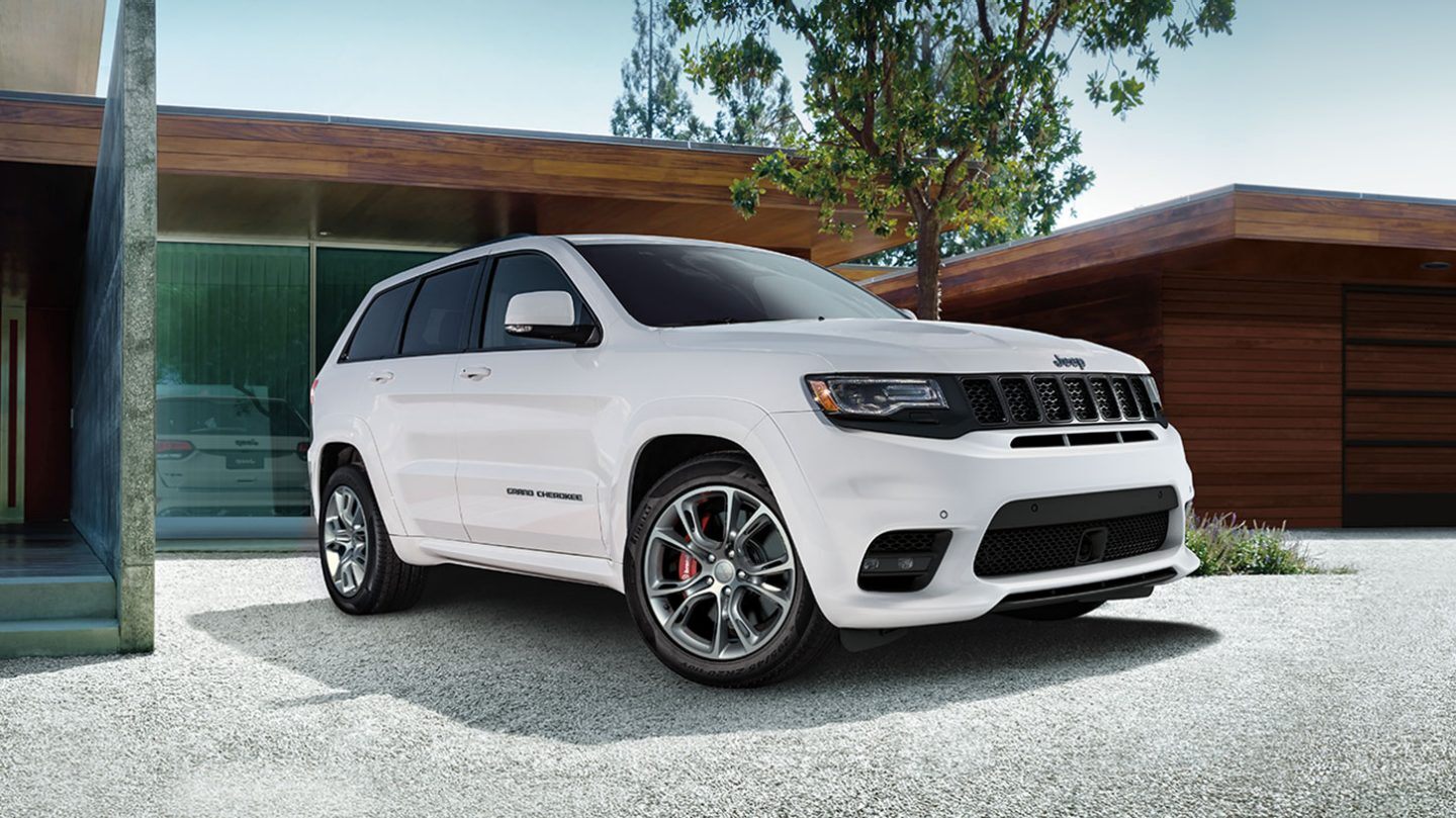 Test drive the 2020 Jeep Grand Cherokee near Dundalk MD