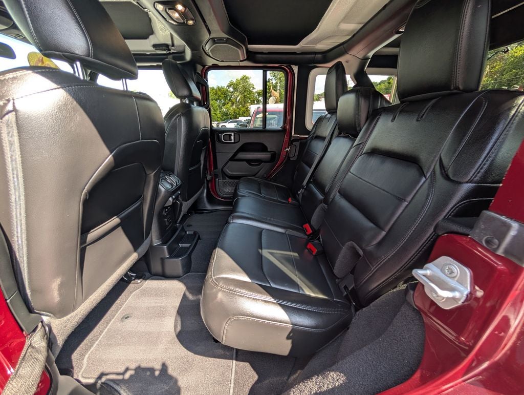 2021 Jeep Wrangler Unlimited Sahara Altitude 4x4
