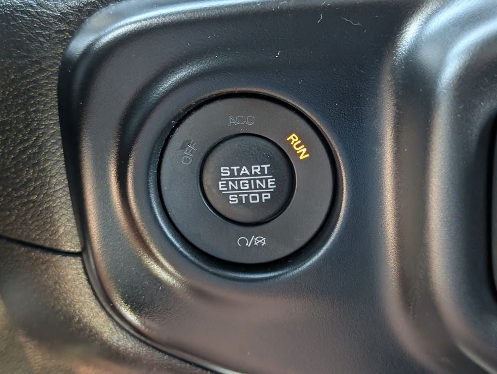 2021 Jeep Wrangler Unlimited Sahara Altitude 4x4