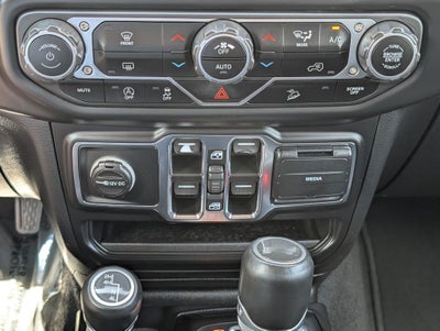 2021 Jeep Wrangler Unlimited Sahara Altitude 4x4