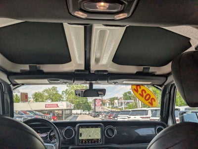 2022 Jeep Wrangler Unlimited Sahara Altitude 4x4