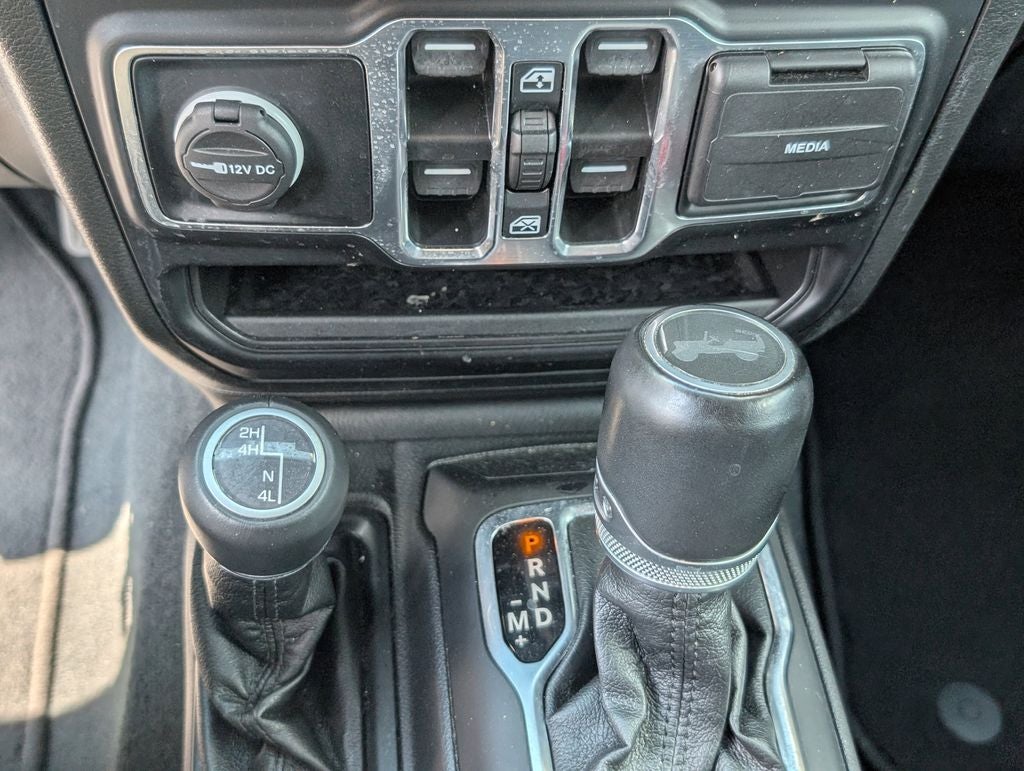 2022 Jeep Wrangler Unlimited Sahara Altitude 4x4