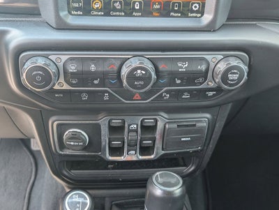 2022 Jeep Wrangler Unlimited Sahara Altitude 4x4