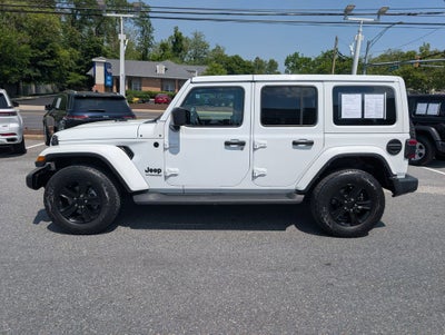 2022 Jeep Wrangler Unlimited Sahara Altitude 4x4