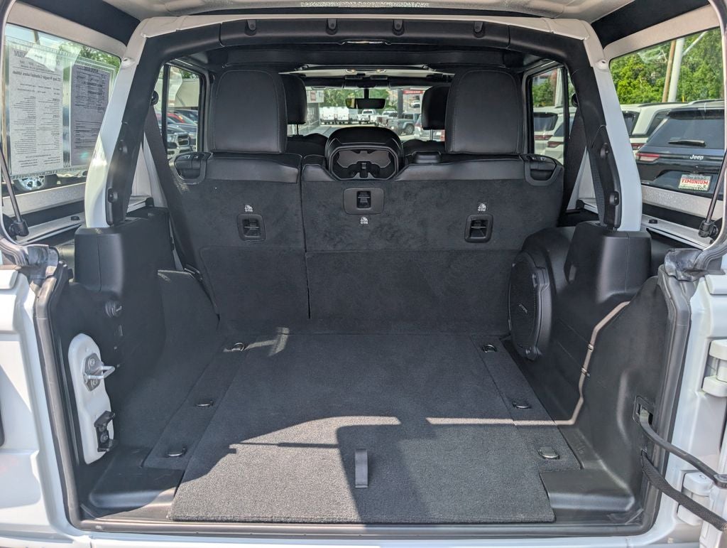 2022 Jeep Wrangler Unlimited Sahara Altitude 4x4