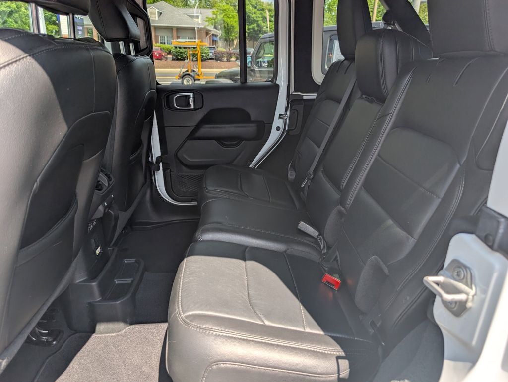 2022 Jeep Wrangler Unlimited Sahara Altitude 4x4