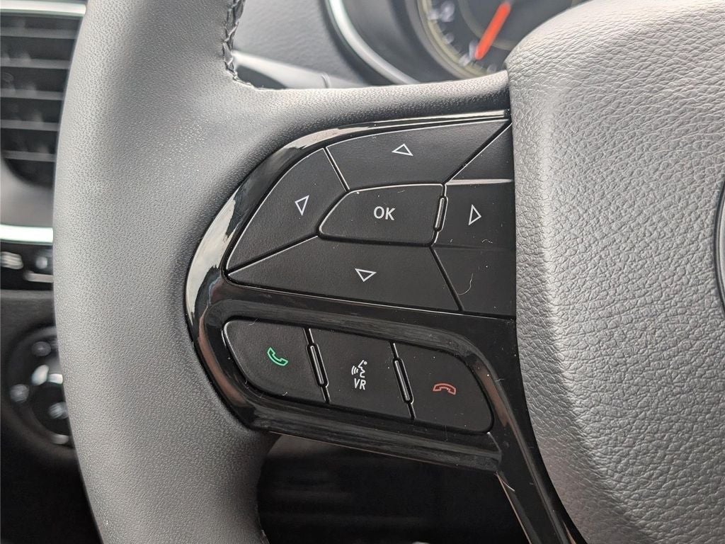 2023 Jeep Cherokee Altitude Lux 4x4