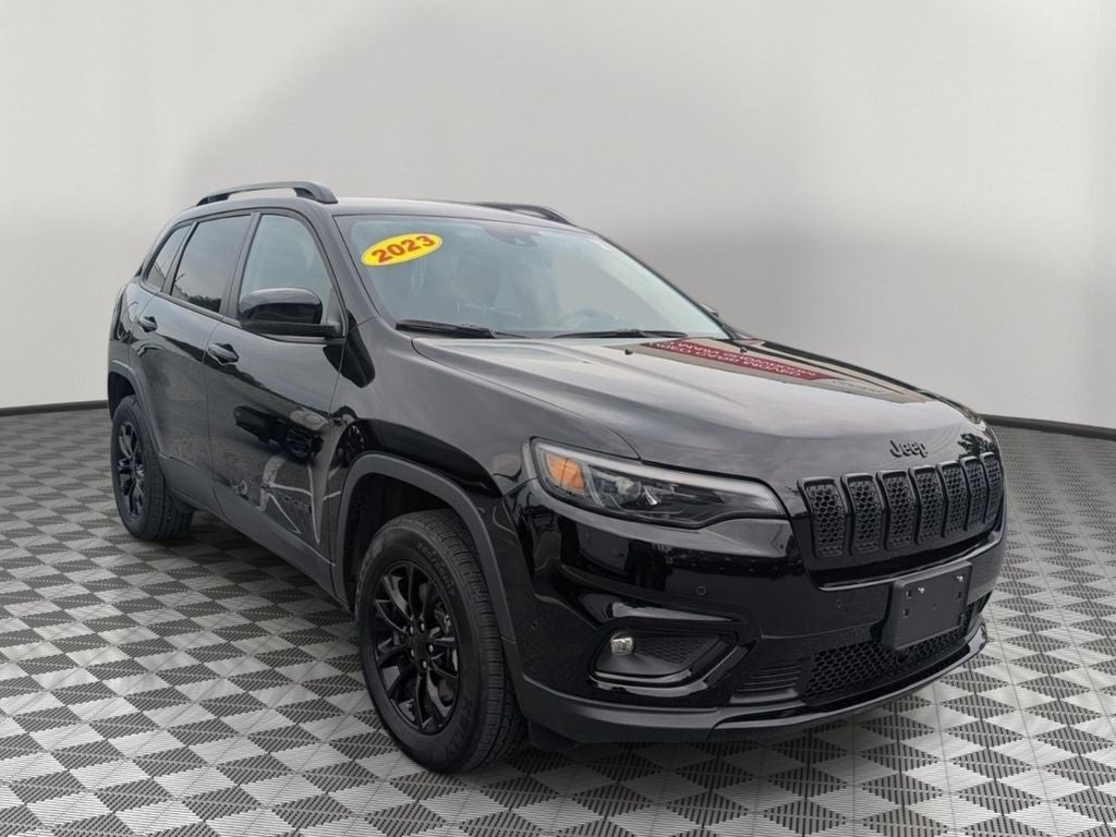 2023 Jeep Cherokee Altitude Lux 4x4