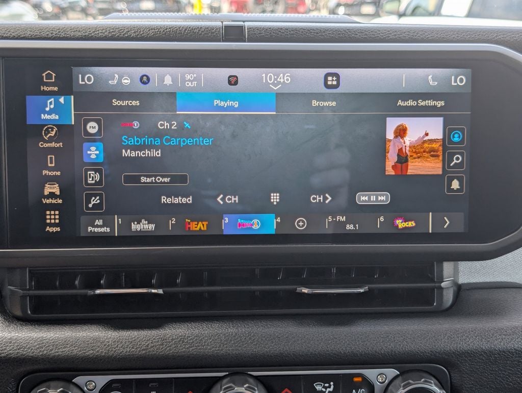 2024 Jeep Wrangler 4-Door Willys 4x4