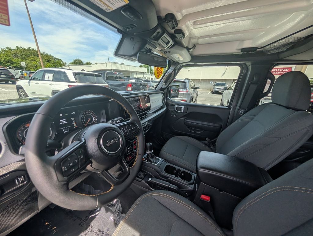 2024 Jeep Wrangler 4-Door Willys 4x4