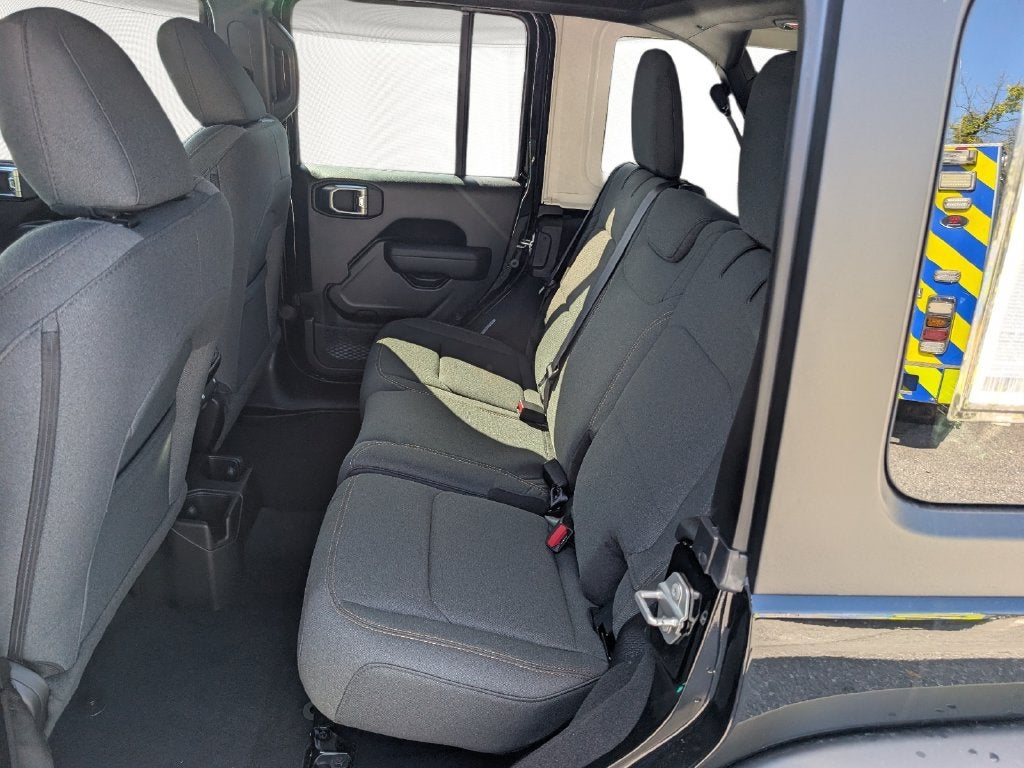 2027 Jeep Wrangler WRANGLER 4-DOOR SPORT S