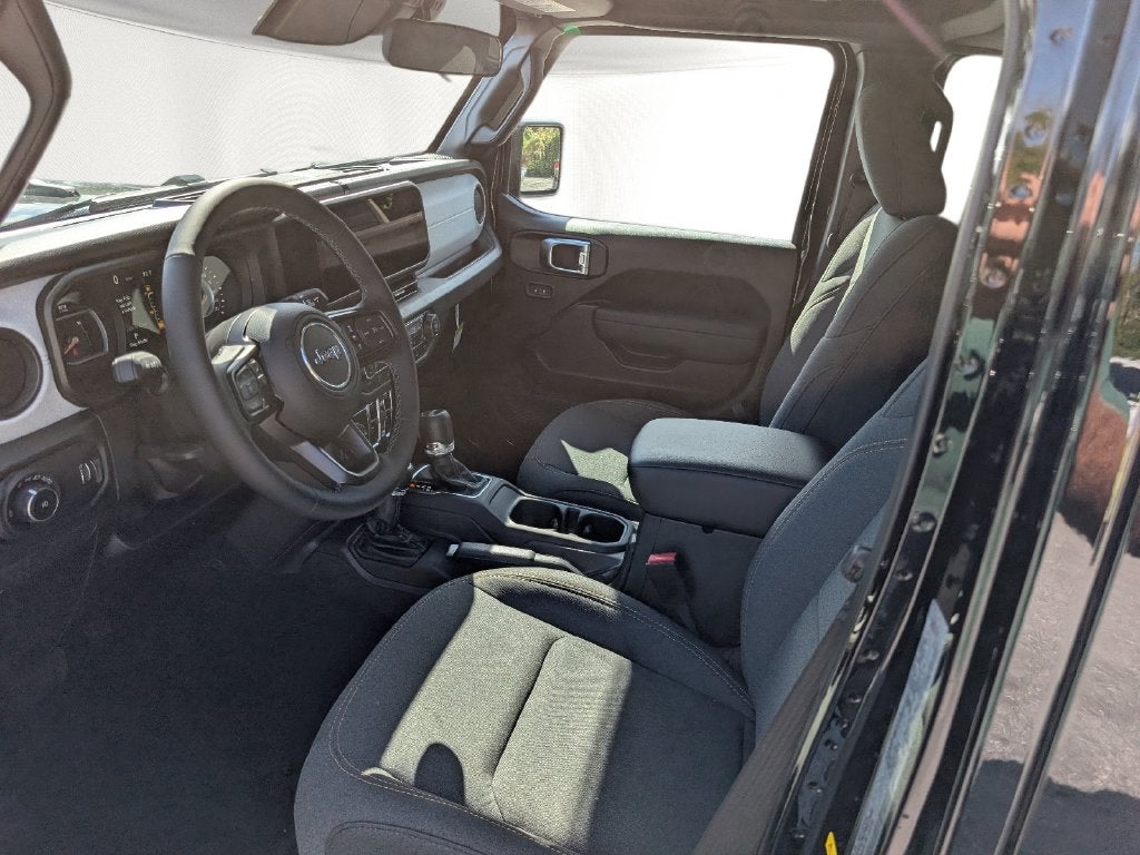 2027 Jeep Wrangler WRANGLER 4-DOOR SPORT S