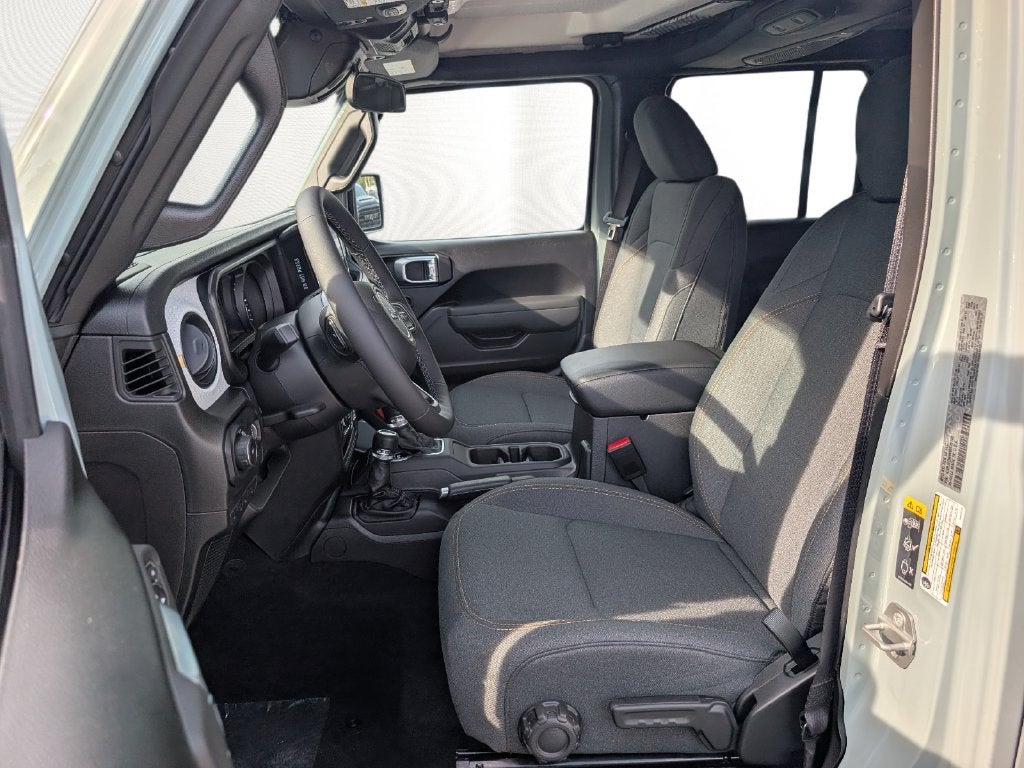 2027 Jeep Wrangler WRANGLER 4-DOOR SPORT S