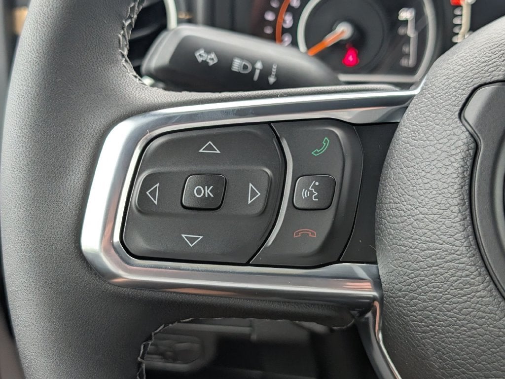 2027 Jeep Wrangler WRANGLER 4-DOOR SAHARA