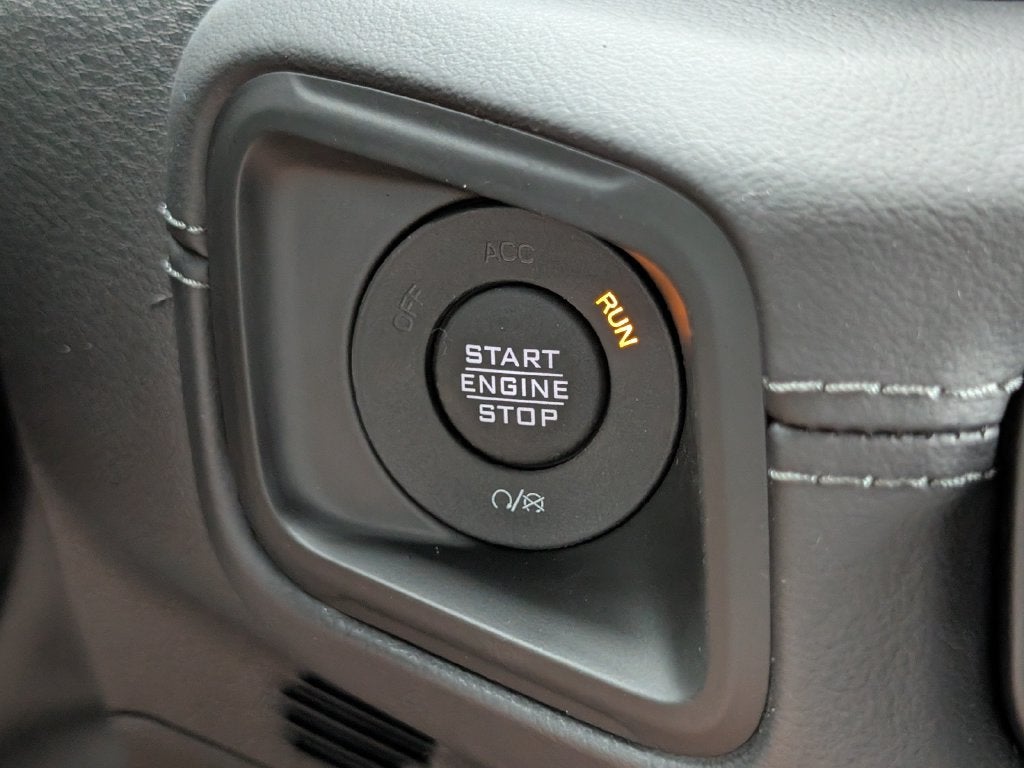 2027 Jeep Wrangler WRANGLER 4-DOOR SAHARA