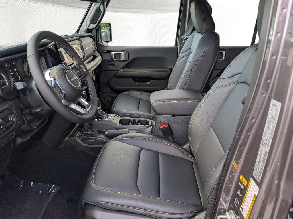 2027 Jeep Wrangler WRANGLER 4-DOOR SAHARA