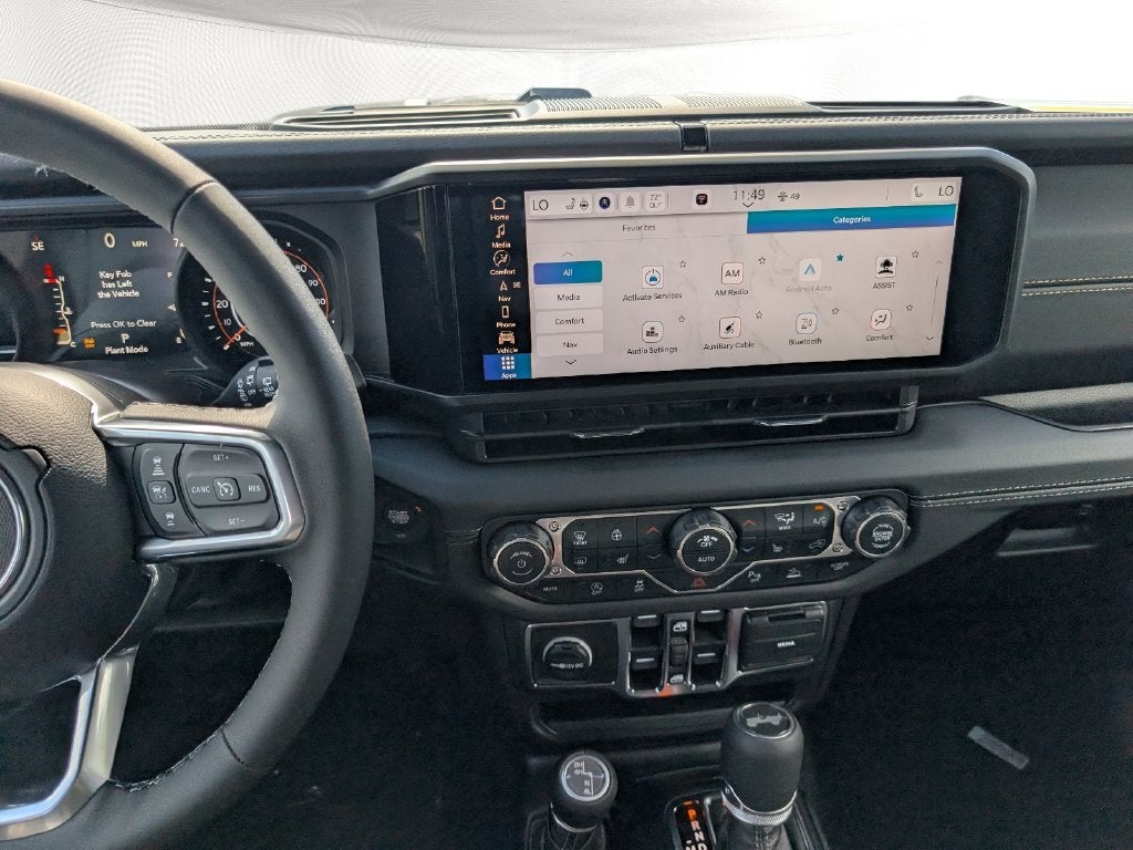 2027 Jeep Wrangler WRANGLER 4-DOOR SAHARA