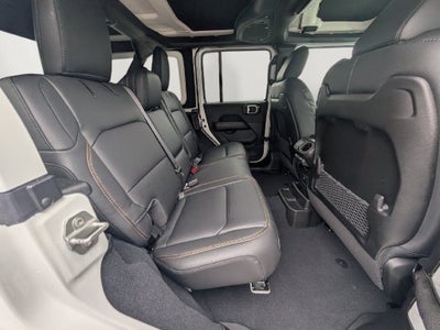 2027 Jeep Wrangler WRANGLER 4-DOOR SAHARA