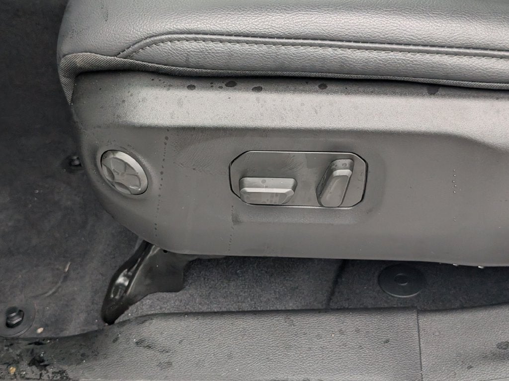 2027 Jeep Wrangler WRANGLER 4-DOOR SAHARA