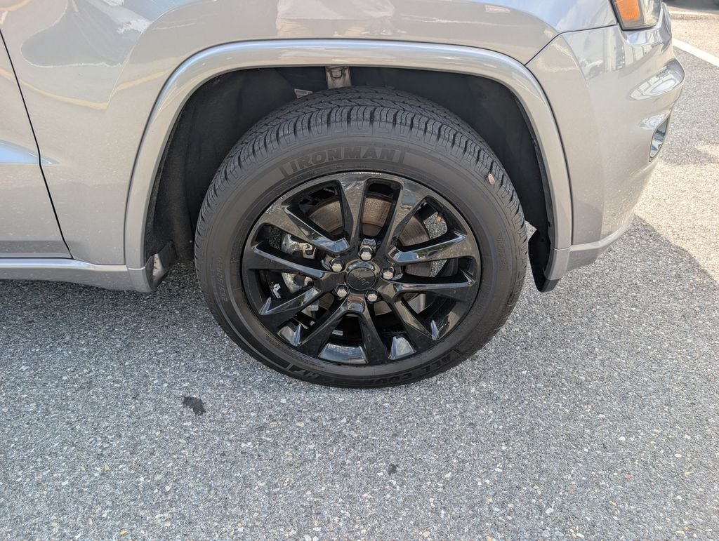 2021 Jeep Grand Cherokee Laredo X 4x4