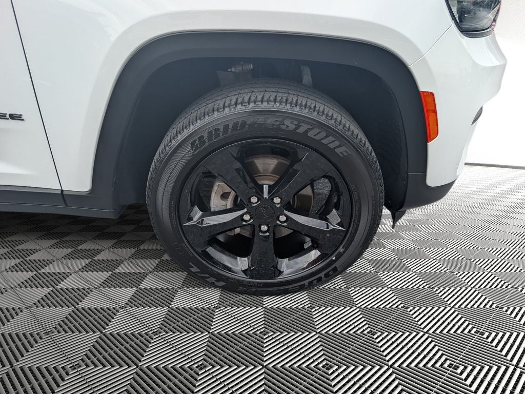 2023 Jeep Grand Cherokee Altitude 4x4