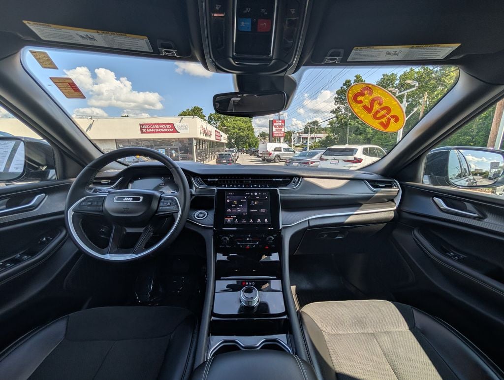 2023 Jeep Grand Cherokee Altitude 4x4