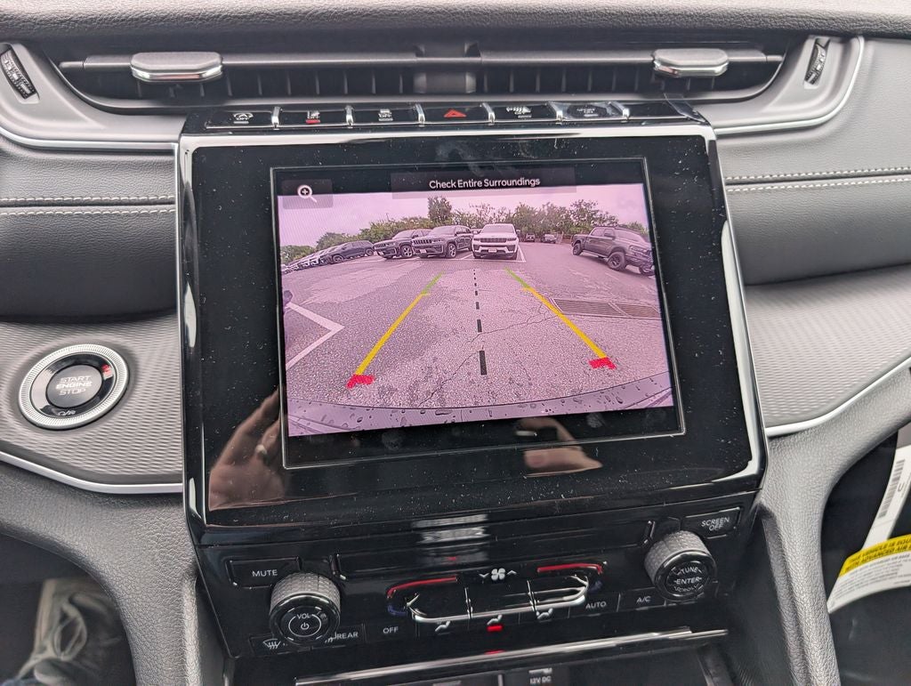 2026 Jeep Grand Cherokee GRAND CHEROKEE LAREDO 4X4