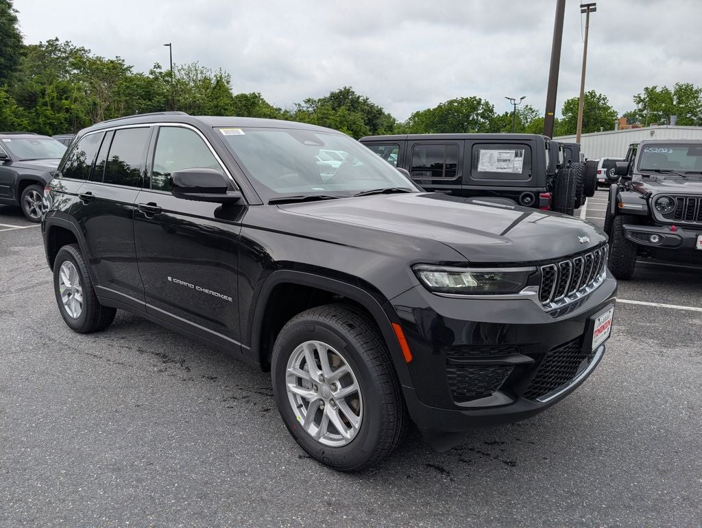 2026 Jeep Grand Cherokee GRAND CHEROKEE LAREDO 4X4