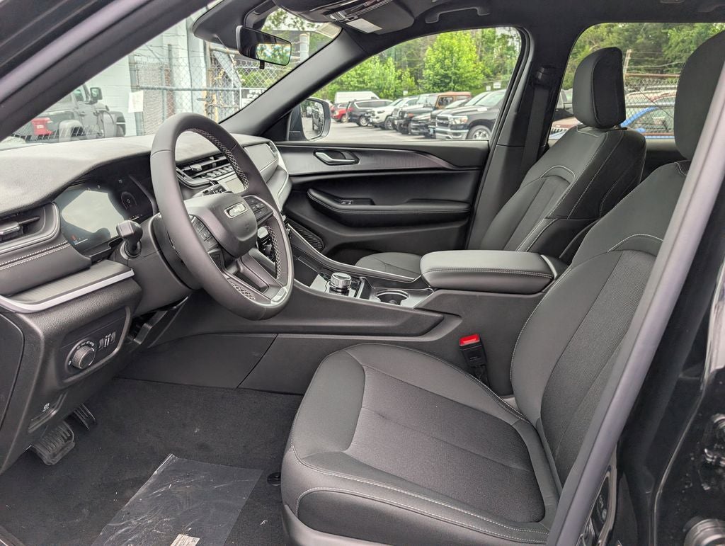 2026 Jeep Grand Cherokee GRAND CHEROKEE LAREDO 4X4