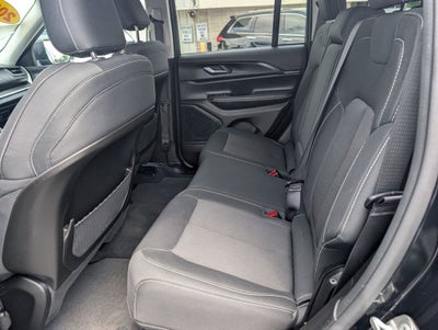 2023 Jeep Grand Cherokee Laredo 4x4
