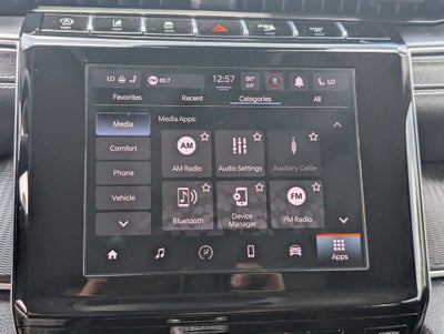 2023 Jeep Grand Cherokee Laredo 4x4