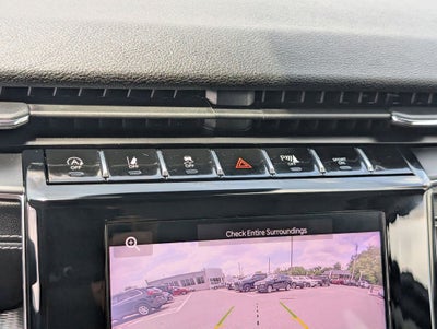 2023 Jeep Grand Cherokee Laredo 4x4