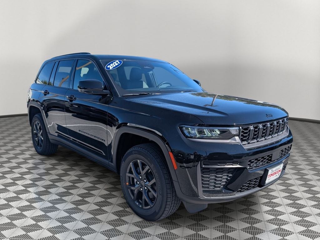 2027 Jeep Grand Cherokee GRAND CHEROKEE LAREDO ALTITUDE 4X4