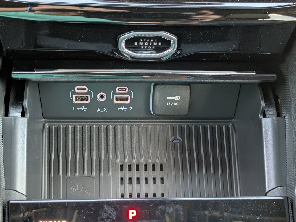 2027 Jeep Grand Cherokee GRAND CHEROKEE LAREDO ALTITUDE 4X4