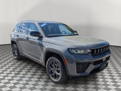 2027 Jeep Grand Cherokee GRAND CHEROKEE LAREDO ALTITUDE 4X4