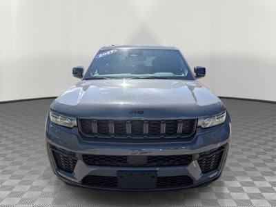 2027 Jeep Grand Cherokee GRAND CHEROKEE LAREDO ALTITUDE 4X4
