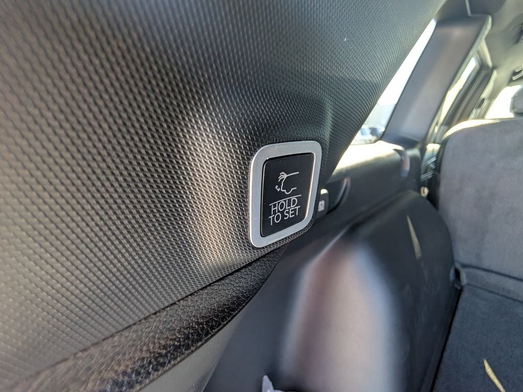 2027 Jeep Grand Cherokee GRAND CHEROKEE LAREDO ALTITUDE 4X4