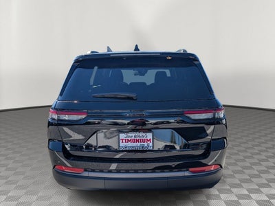 2027 Jeep Grand Cherokee GRAND CHEROKEE LAREDO ALTITUDE 4X4