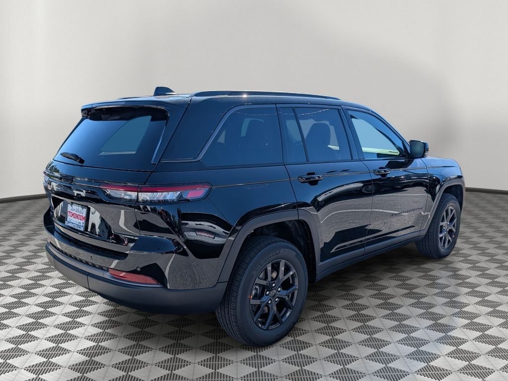 2027 Jeep Grand Cherokee GRAND CHEROKEE LAREDO ALTITUDE 4X4