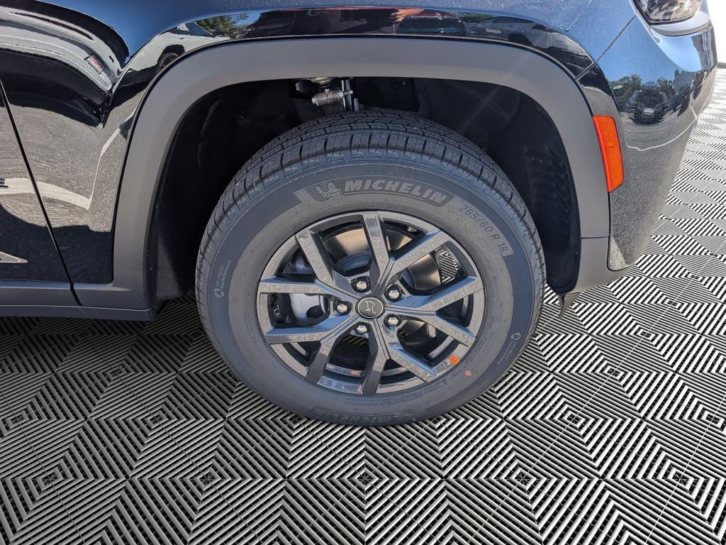 2027 Jeep Grand Cherokee GRAND CHEROKEE LAREDO ALTITUDE 4X4