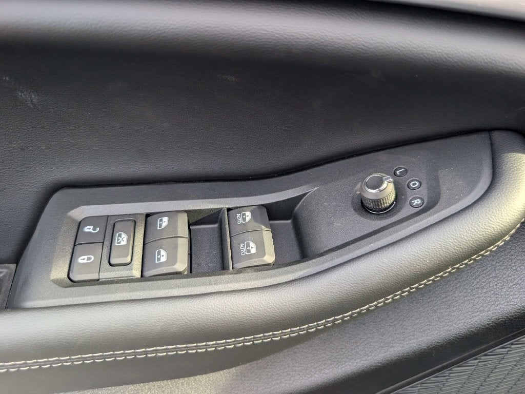 2027 Jeep Grand Cherokee GRAND CHEROKEE LAREDO ALTITUDE 4X4
