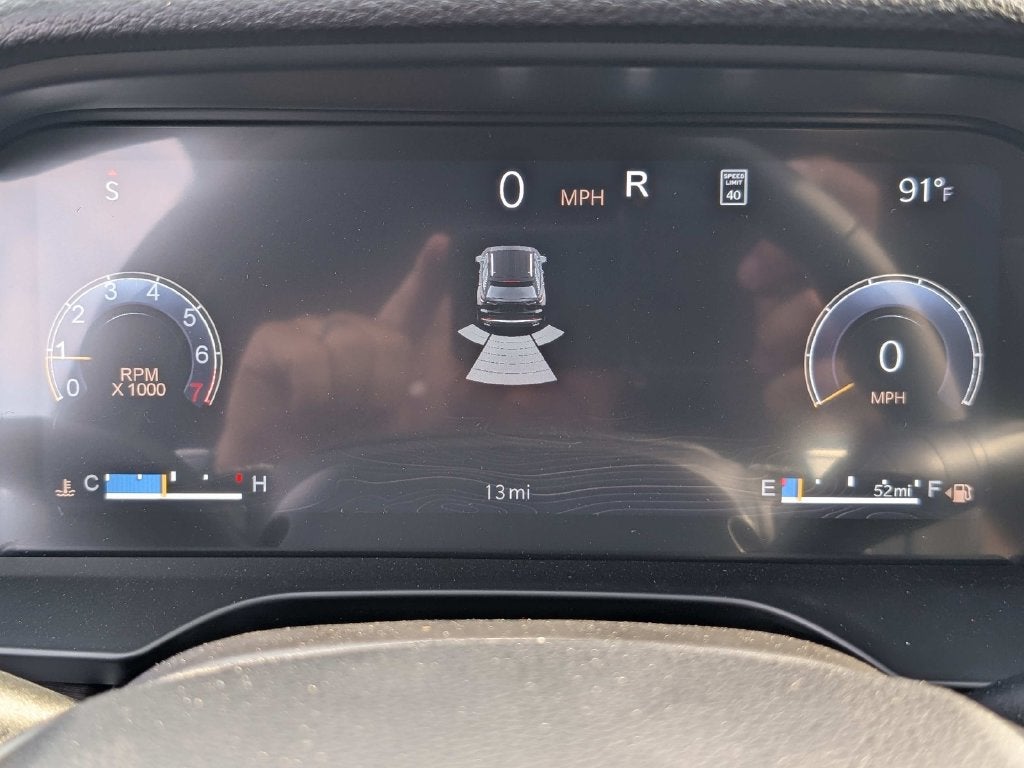 2027 Jeep Grand Cherokee GRAND CHEROKEE LAREDO ALTITUDE 4X4