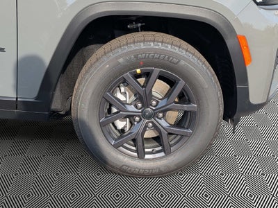 2027 Jeep Grand Cherokee GRAND CHEROKEE LAREDO ALTITUDE 4X4