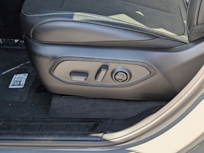 2027 Jeep Grand Cherokee GRAND CHEROKEE LAREDO ALTITUDE 4X4