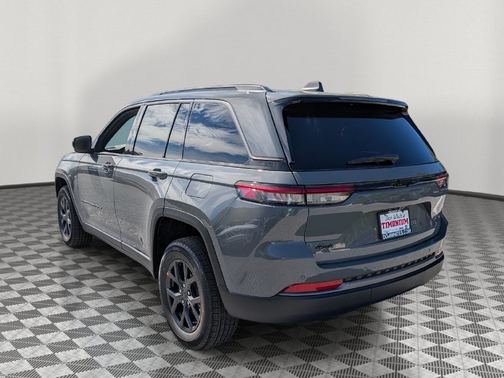 2027 Jeep Grand Cherokee GRAND CHEROKEE LAREDO ALTITUDE 4X4