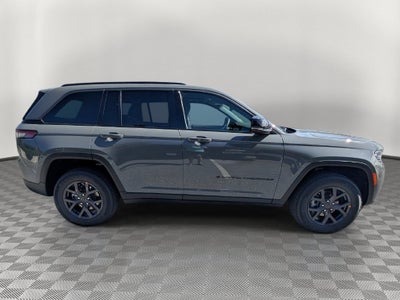 2027 Jeep Grand Cherokee GRAND CHEROKEE LAREDO ALTITUDE 4X4