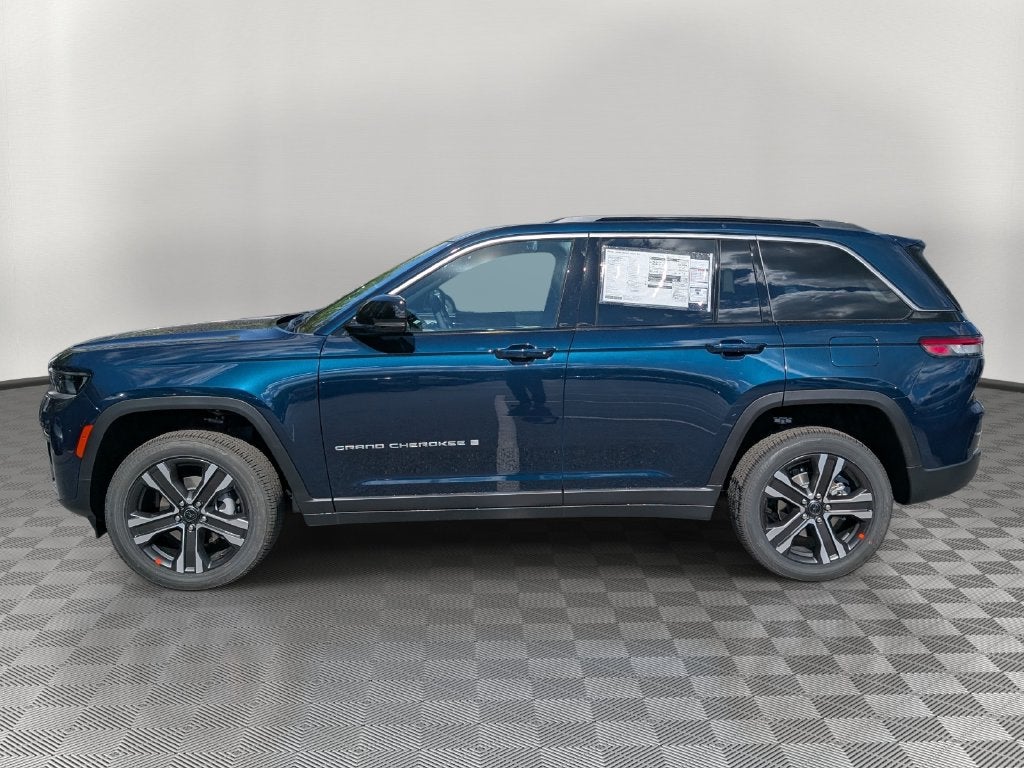 2027 Jeep Grand Cherokee GRAND CHEROKEE LIMITED 4X4
