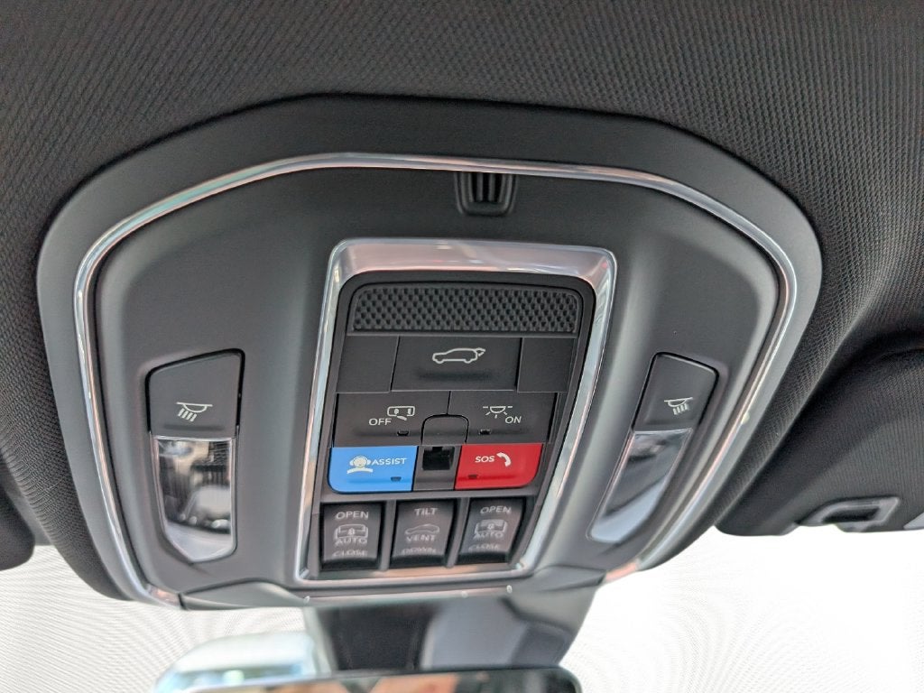 2027 Jeep Grand Cherokee GRAND CHEROKEE LIMITED 4X4