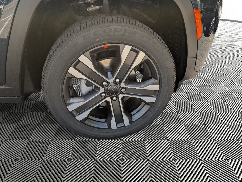 2027 Jeep Grand Cherokee GRAND CHEROKEE LIMITED 4X4