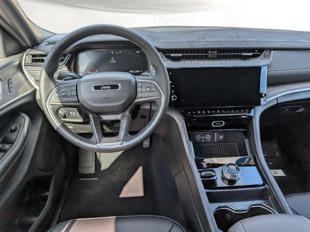 2027 Jeep Grand Cherokee GRAND CHEROKEE LIMITED 4X4